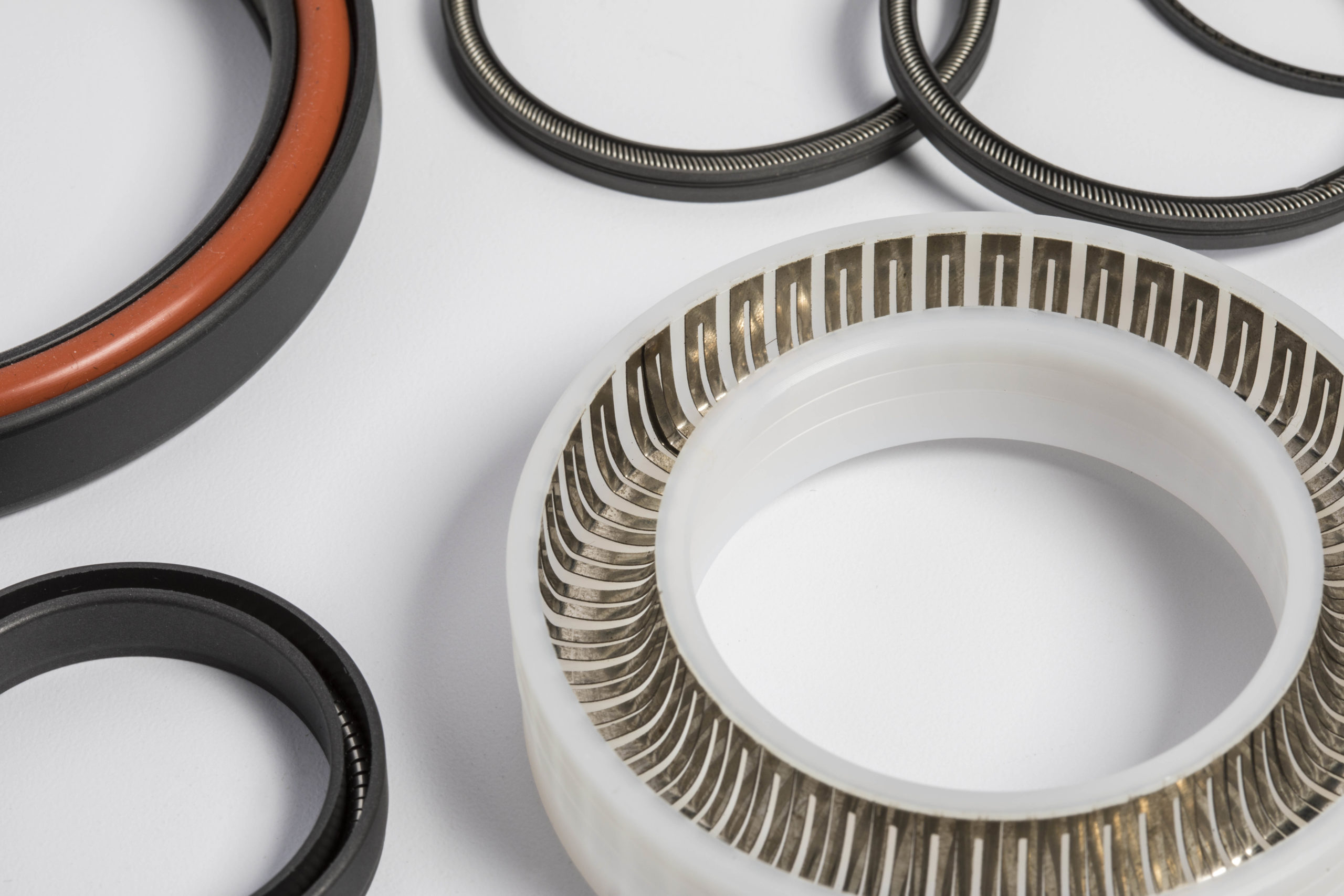 Best Materials for Spring Energized Seals | Advanced EMC Technologies